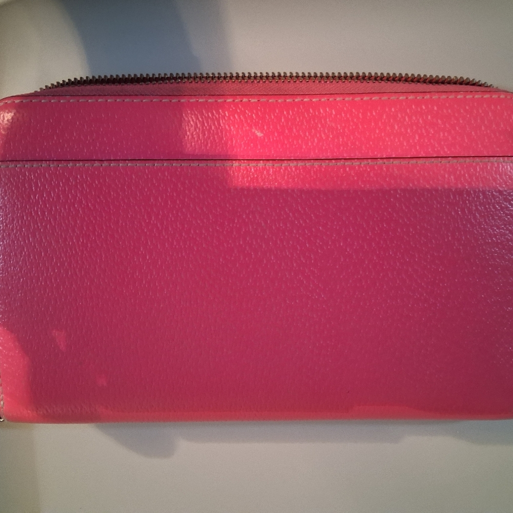 Kate Spade Wallet - Picture 2 of 3